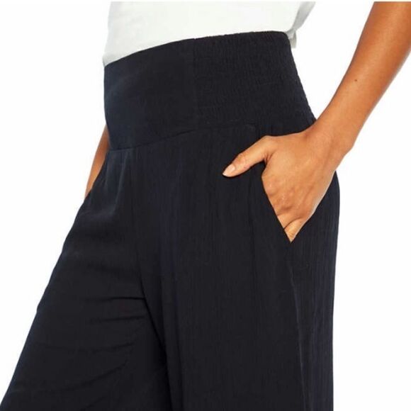 Three Dots Ladies' Pant  - Picture 2 of 3